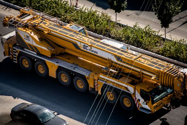 Mobile crane working on a lifting project